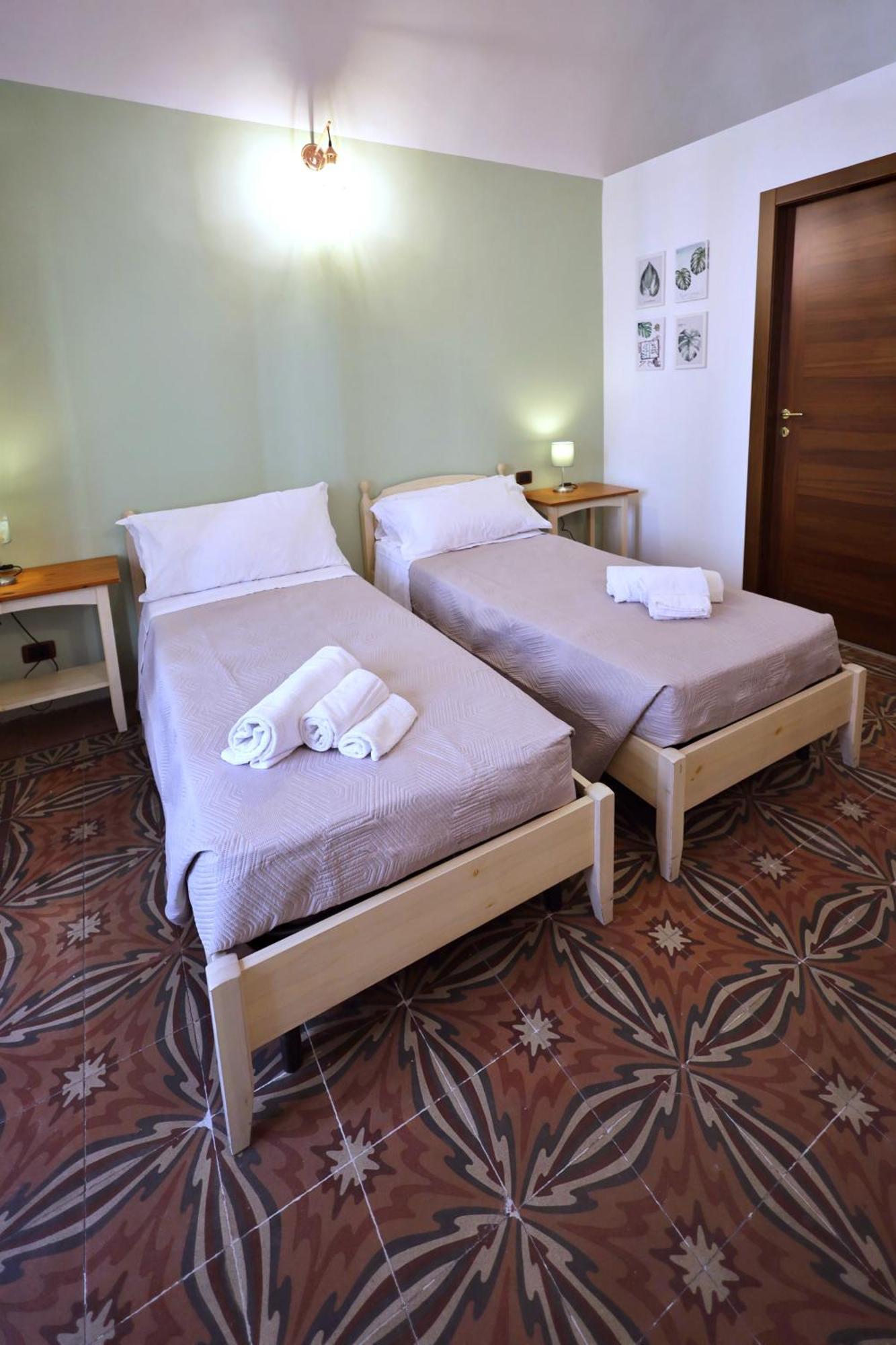 Couette-café Cataneasy