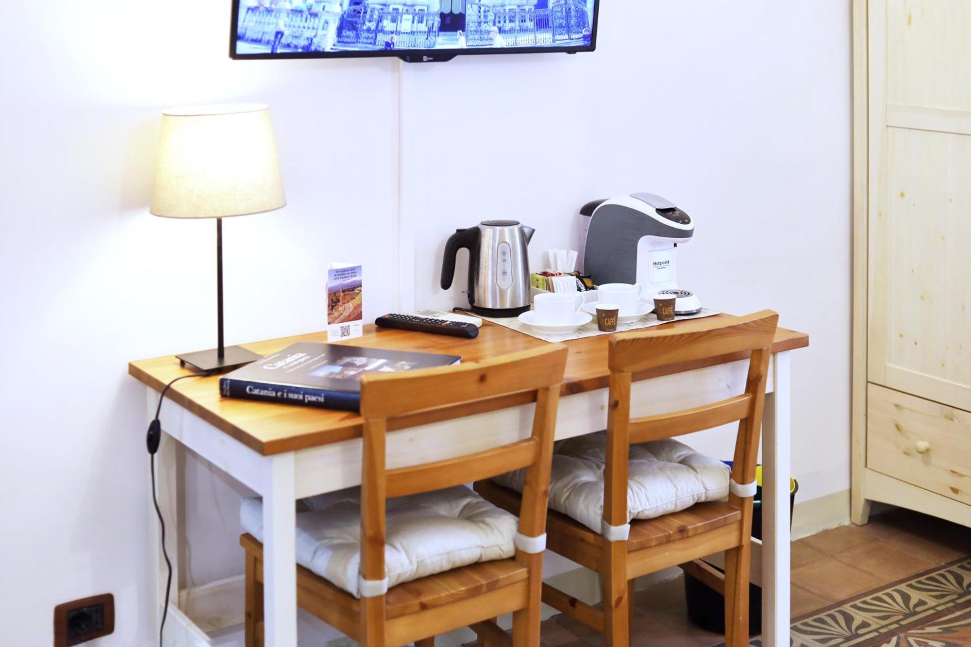 Cataneasy Couette-café *